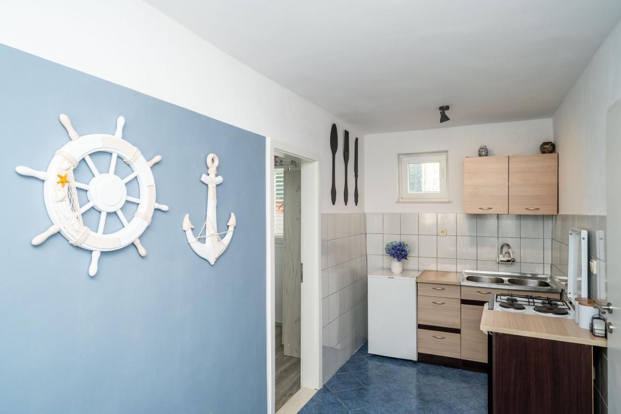 Apartment & Rooms Alan ดูบรอฟนิก ภายนอก รูปภาพ
