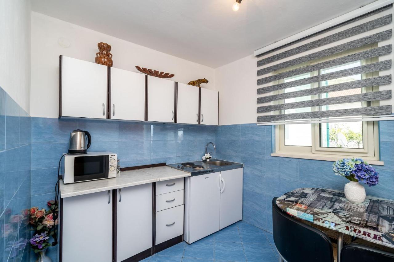 Apartment & Rooms Alan ดูบรอฟนิก ภายนอก รูปภาพ